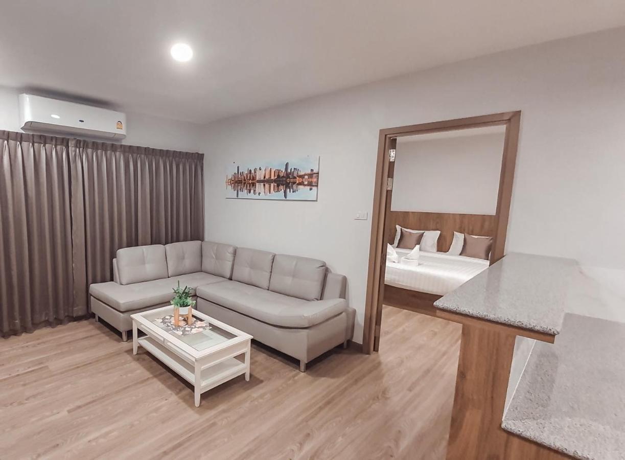 Nakara Hotel, Убонратчатхані Екстер'єр фото