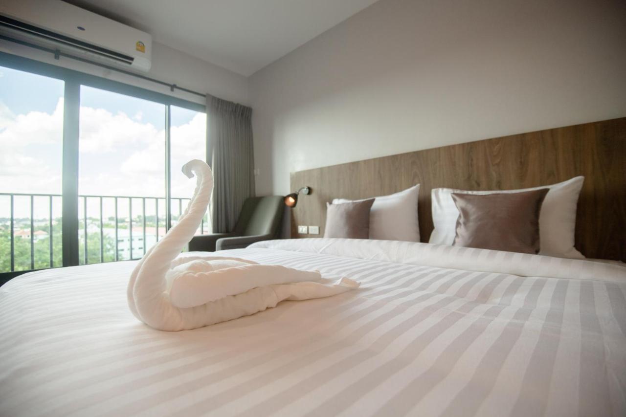 Nakara Hotel, Убонратчатхані Екстер'єр фото
